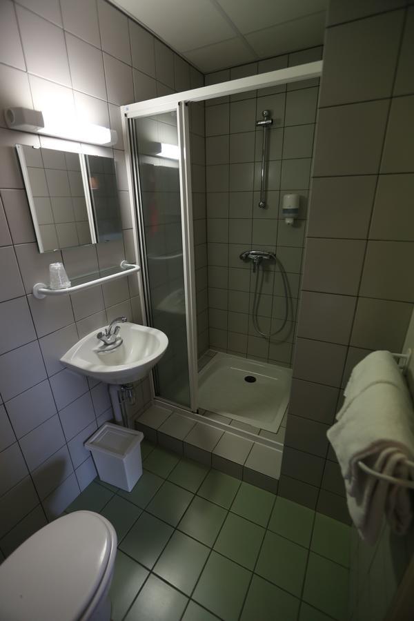 Gite-Hotel Le P'Tit Cham Льо Мон-Дор Екстериор снимка